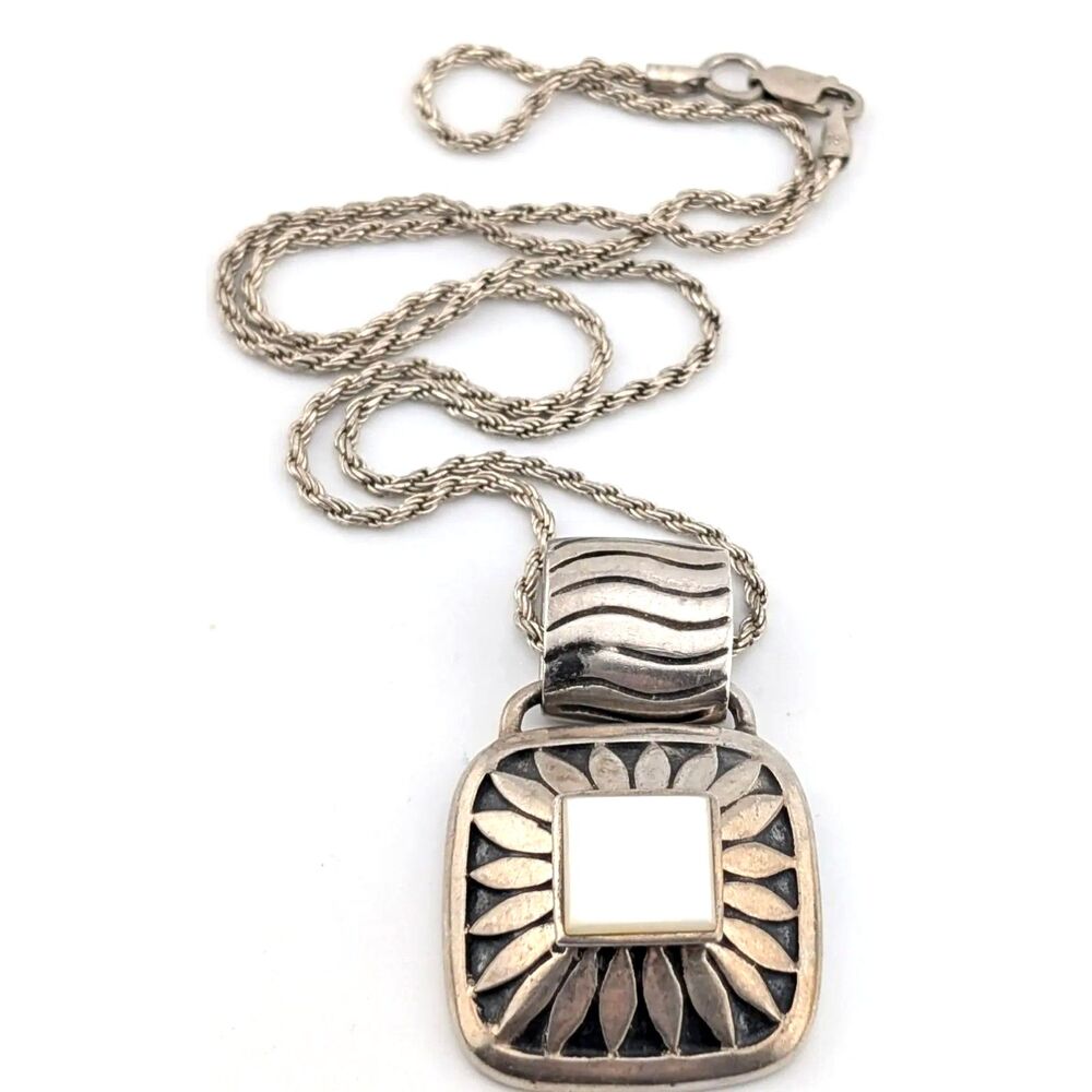 Vintage Sterling silver Mother of pearl Chunky Sunburst-etched Pendant Necklace